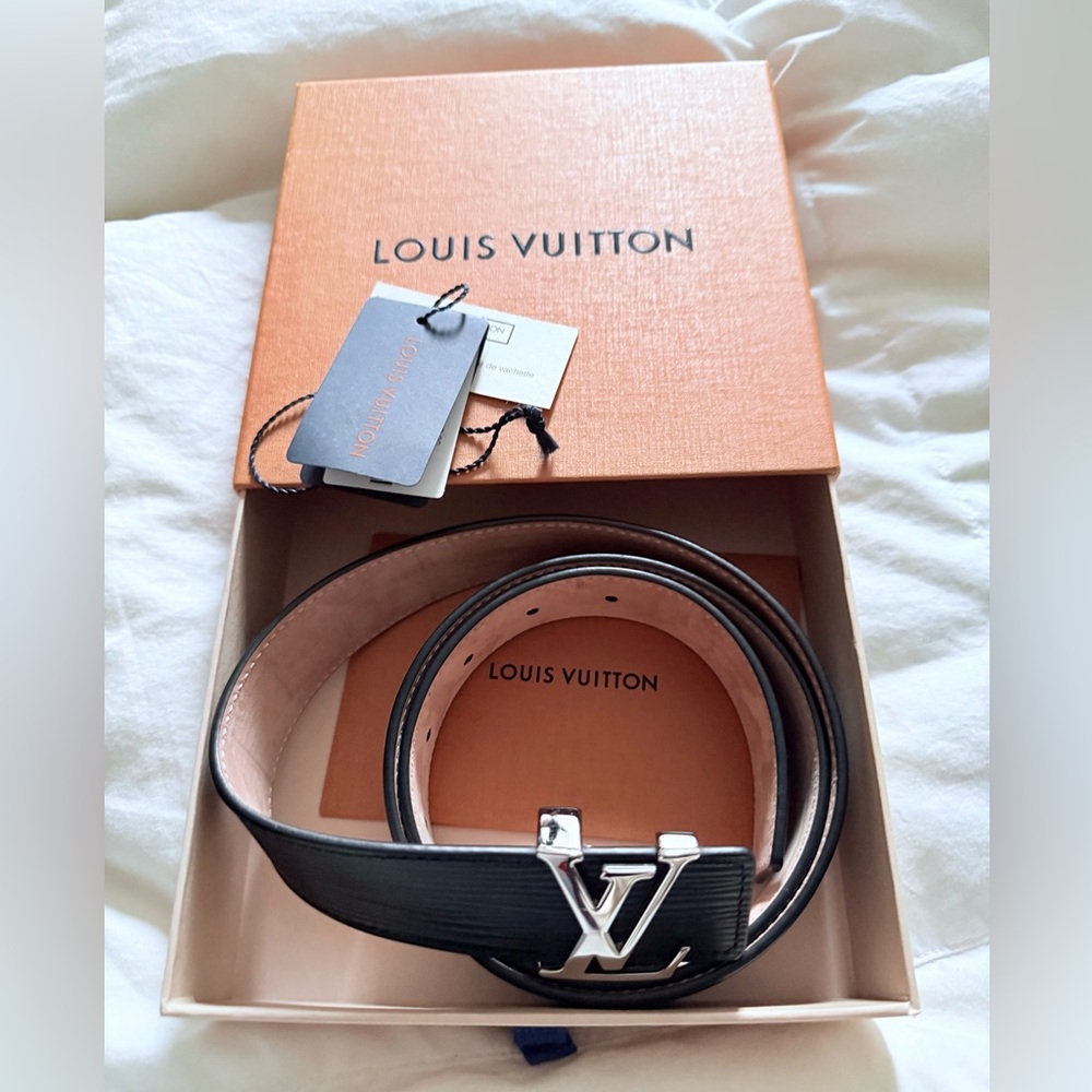 Louis Vuitton Black Leather Belt